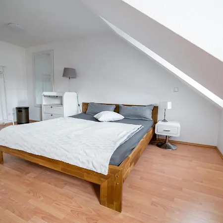 Fullhouse - - W110 - Smarttv - 2 Bedrooms Apartment Chemnitz